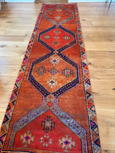 Load image into Gallery viewer, Vintage Turkish Herki Runner