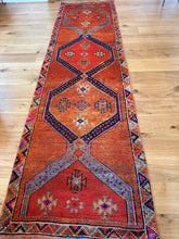 Load image into Gallery viewer, Vintage Turkish Herki Runner
