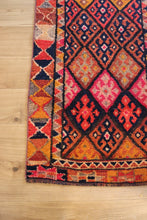 Load image into Gallery viewer, Vintage Turkish Herki Runner