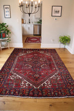 Load image into Gallery viewer, Semi-Antique Persian Heriz