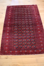 Load image into Gallery viewer, Persian Baluch Rug