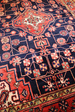Load image into Gallery viewer, Persian Hamadan Rug
