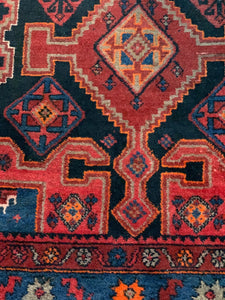 Persian Zanjan Gallery Rug
